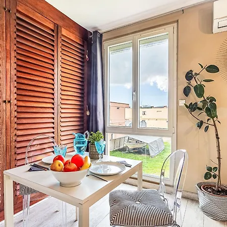 Du Port By Interhome Saint-Tropez